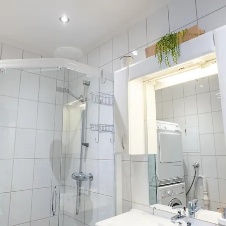 Apartman Roomsly - Prime Location And Modern Comfort Bergen